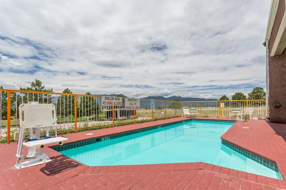 Motel 6-Colorado Springs, Co - Air Force Academy Экстерьер фото