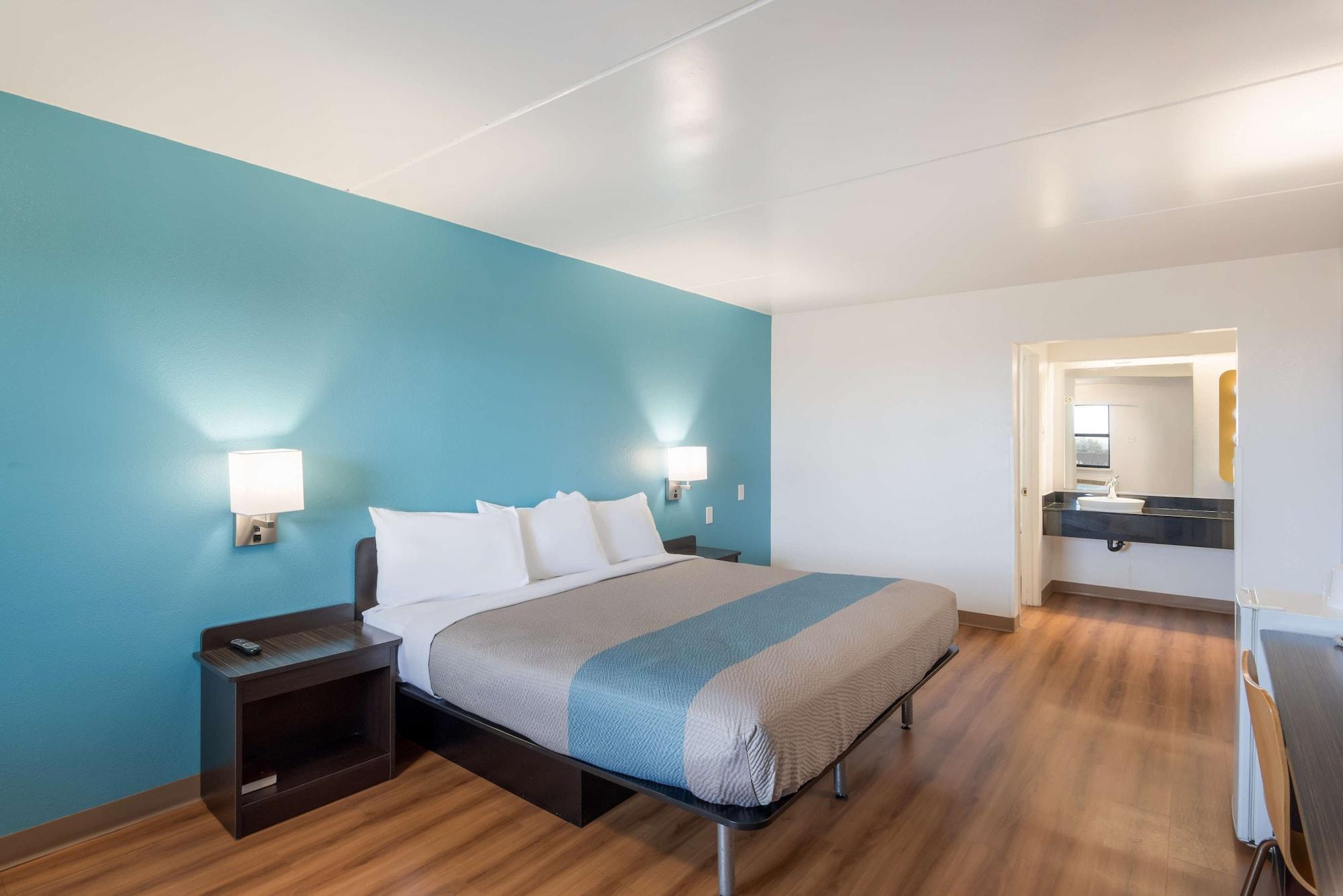 Motel 6-Colorado Springs, Co - Air Force Academy Экстерьер фото